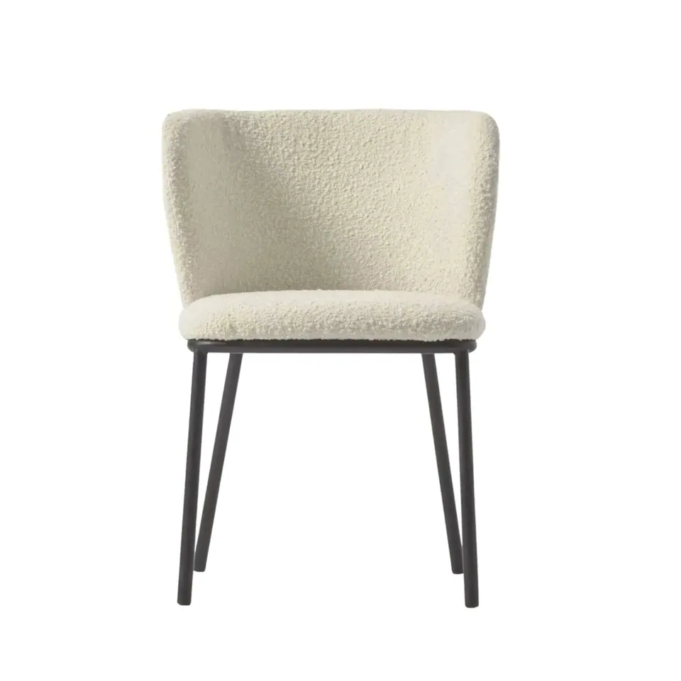 Chaise japandi Dag en bouclette écrue et métal noir, vue 3