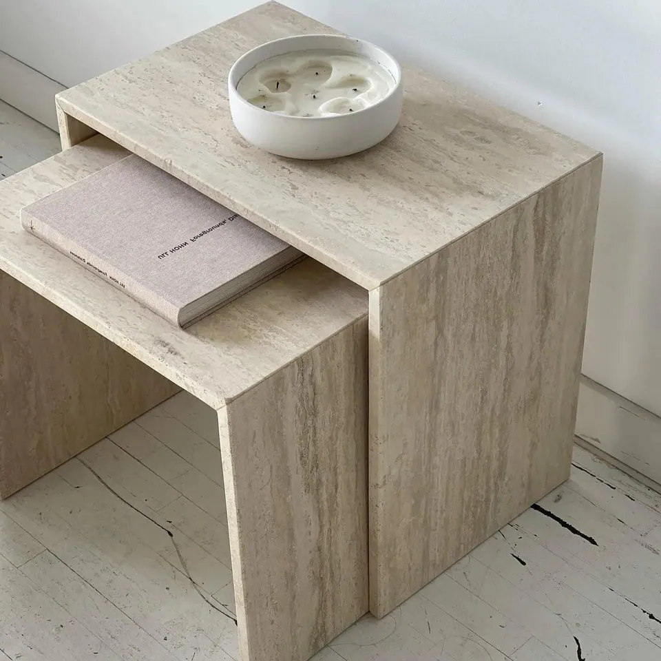 Duo de tables japandi Lys, travertin massif, une coulissante, vue 4