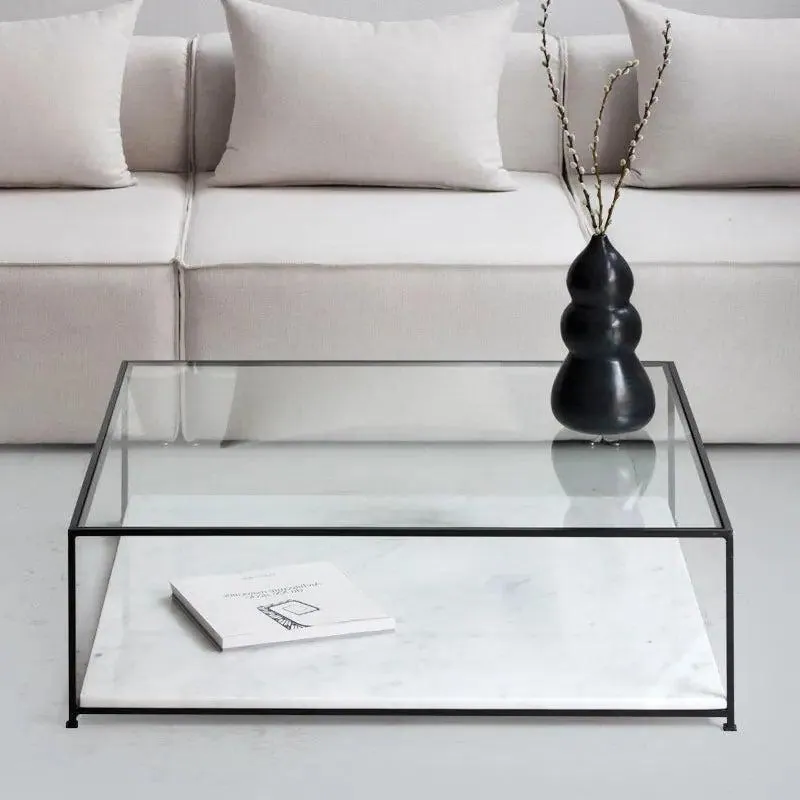 Table basse japandi carrée Gin en verre et marbre blanc, vue 2