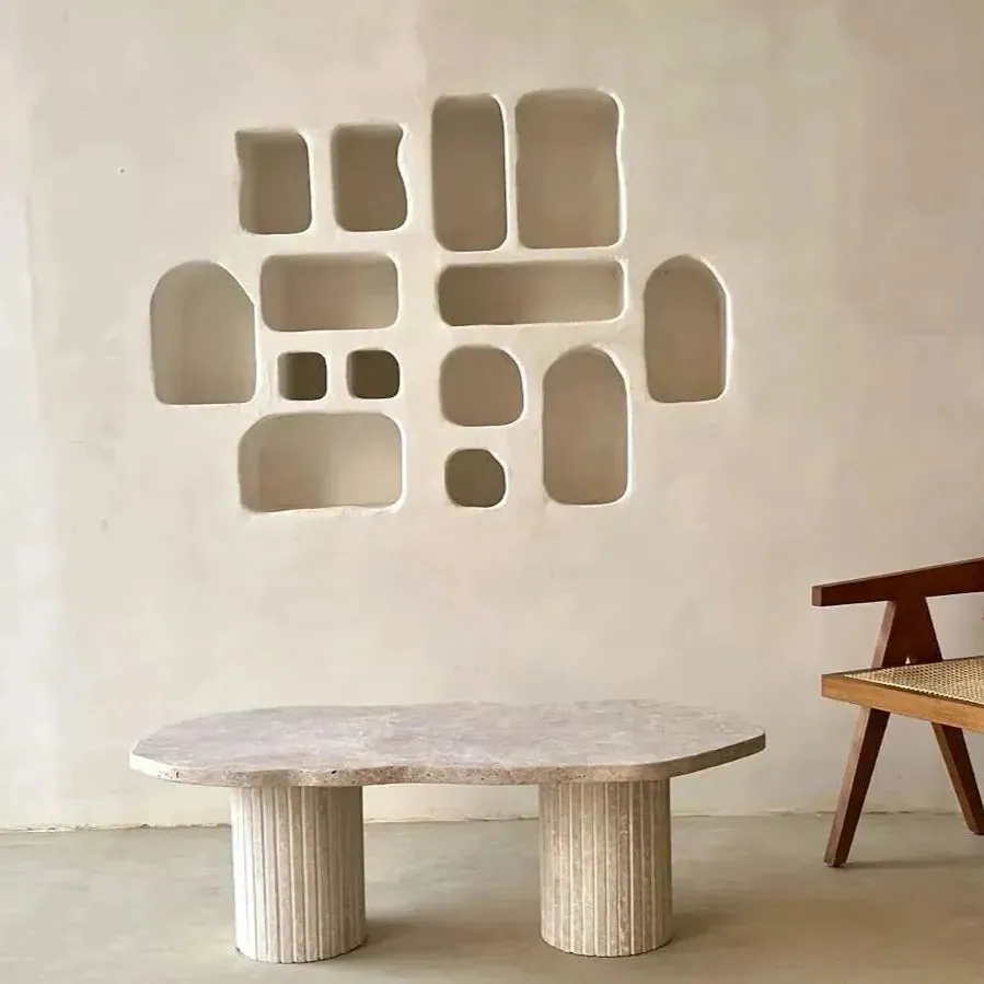 Table basse japandi Hagi en travertin à plateau organique