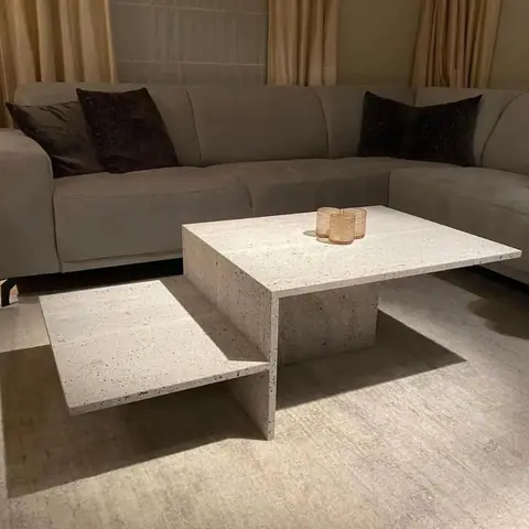 Table basse japandi Mu en travertin brut, deux niveaux