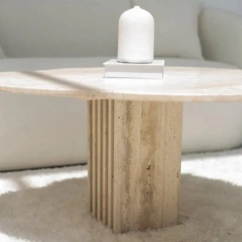 Table basse japandi organique Tane en travertin, vue 5