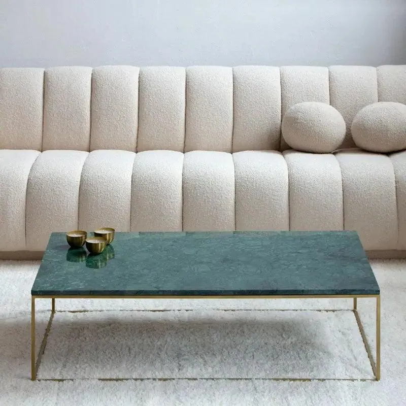 Table basse japandi rectangulaire Rindo en marbre et métal doré, vue 4