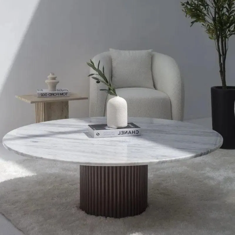 Table basse japandi ronde Koto en marbre blanc, vue 4
