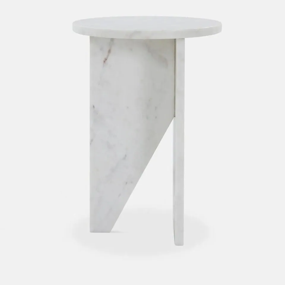 Table de chevet japandi Koe en marbre blanc, pied en Z, vue 2